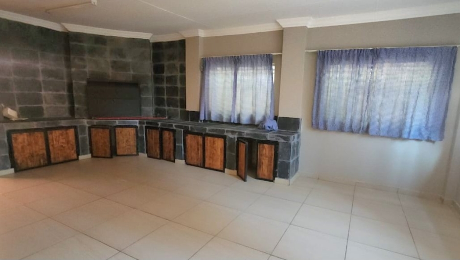 3 Bedroom Property for Sale in Ifafi North West